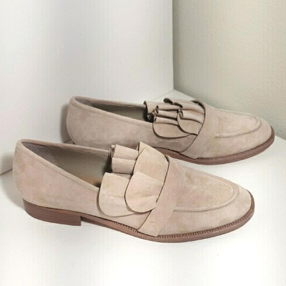 Pour La Victoire Tenley loafers elegant Beige suede Loafers size 11